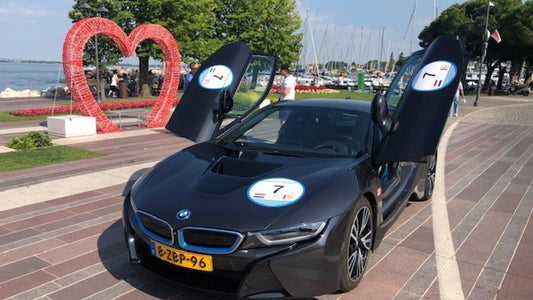 Met een BMW i8 naar de Mille Miglia